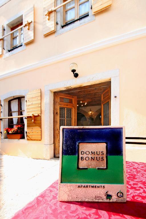 Bed and Breakfast Kastel Kaštelir Exterior foto